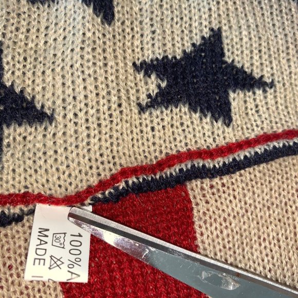 Patriotic Infinity Scarf Acrylic Red White Tan - Picture 4 of 7